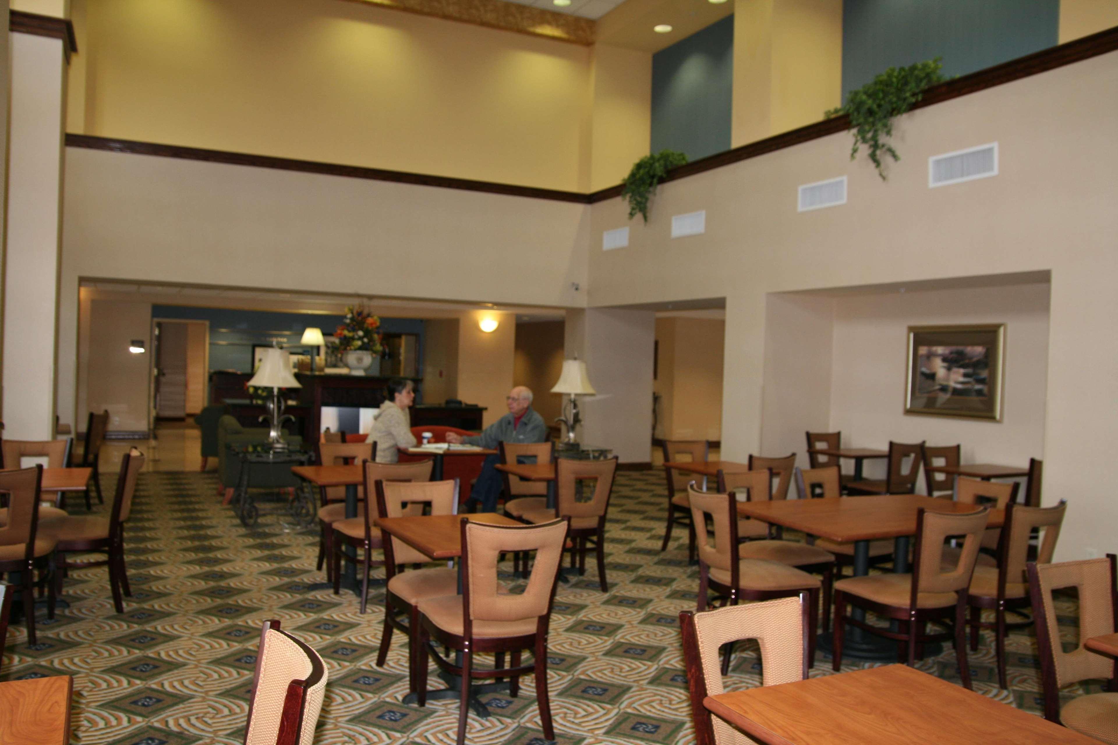 Hampton Inn & Suites Natchez Restoran gambar